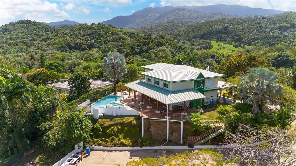 На продажу: $1,150,000 (4 спален, 3 ванн, 4104 Квадратных фут)