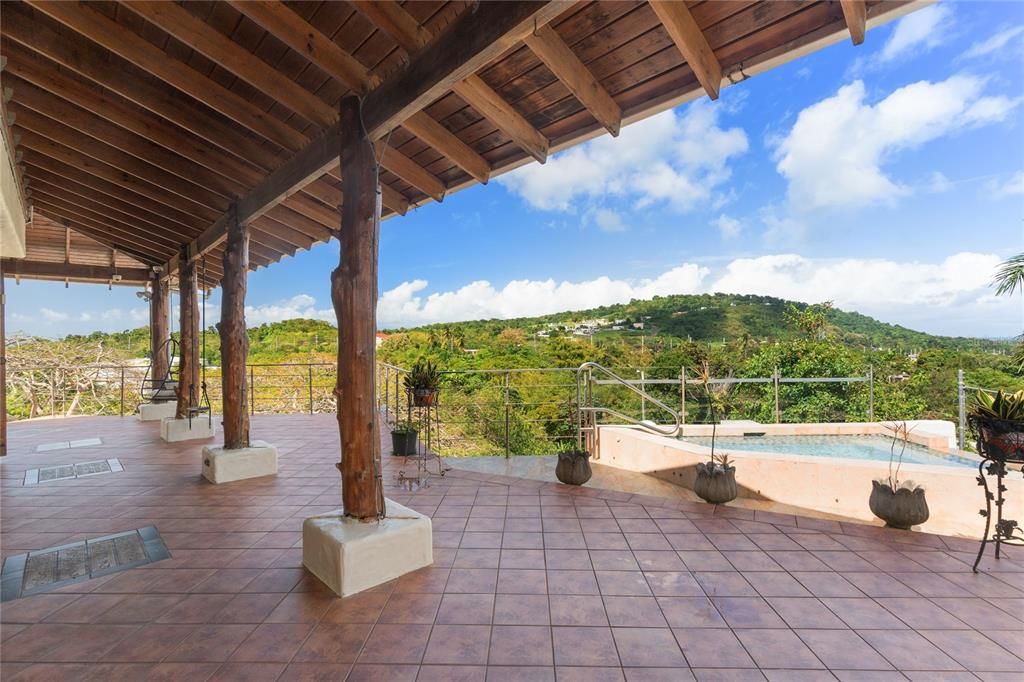 На продажу: $1,150,000 (4 спален, 3 ванн, 4104 Квадратных фут)