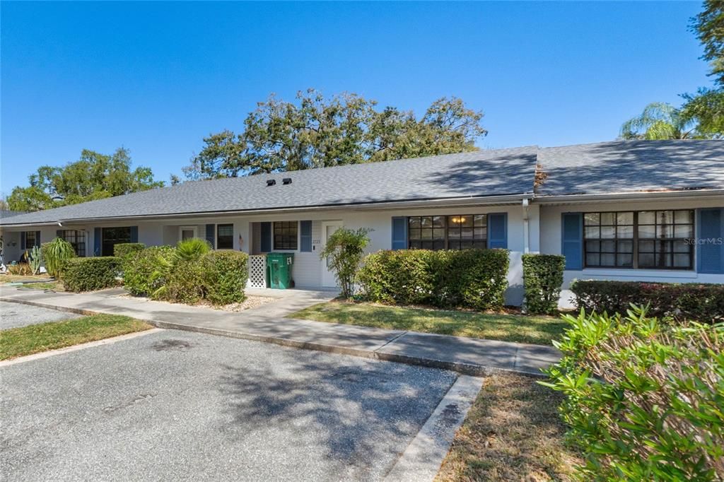 For Sale: $198,900 (2 beds, 2 baths, 1017 Square Feet)