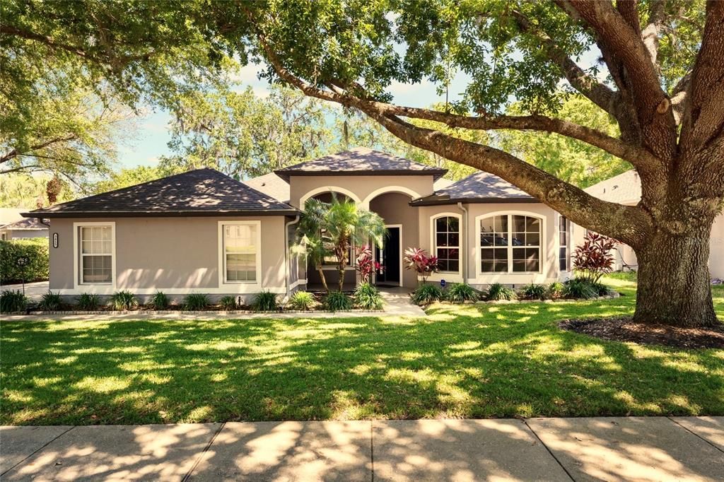 Vendido Recientemente: $610,000 (4 camas, 4 baños, 2720 Pies cuadrados)