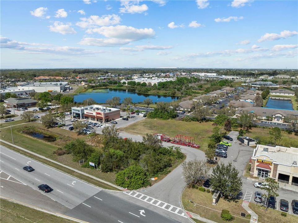 En Venta: $3,000,000 (1.23 acres)