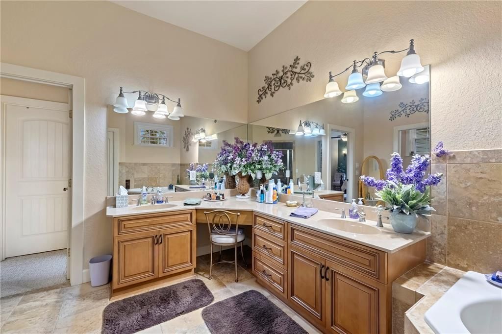 На продажу: $499,000 (3 спален, 2 ванн, 2848 Квадратных фут)