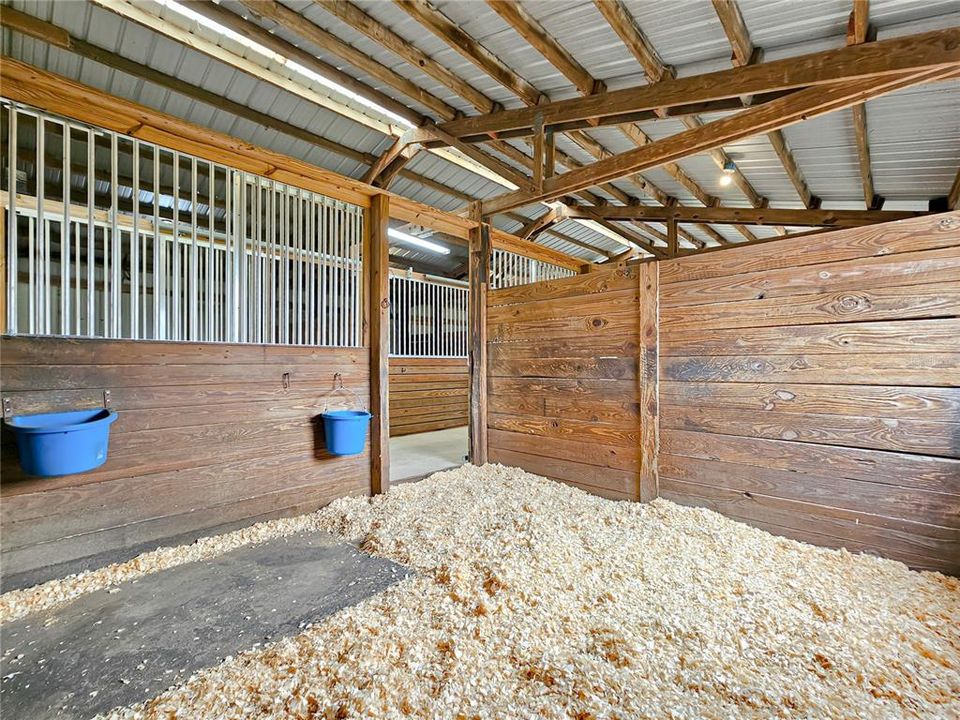 待售: $999,999 (22.50 acres)