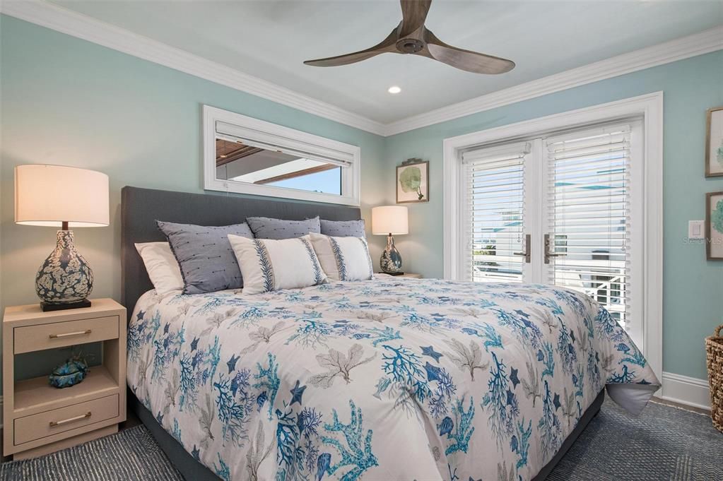 For Sale: $8,899,000 (7 beds, 5 baths, 6000 Square Feet)