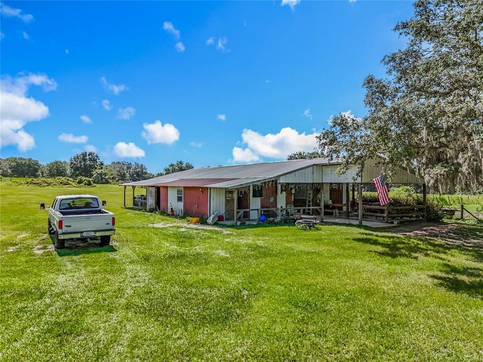 For Sale: $999,999 (3 beds, 2 baths, 1680 Square Feet)
