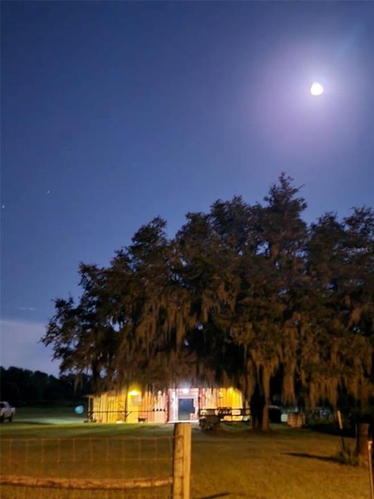 For Sale: $999,999 (3 beds, 2 baths, 1680 Square Feet)