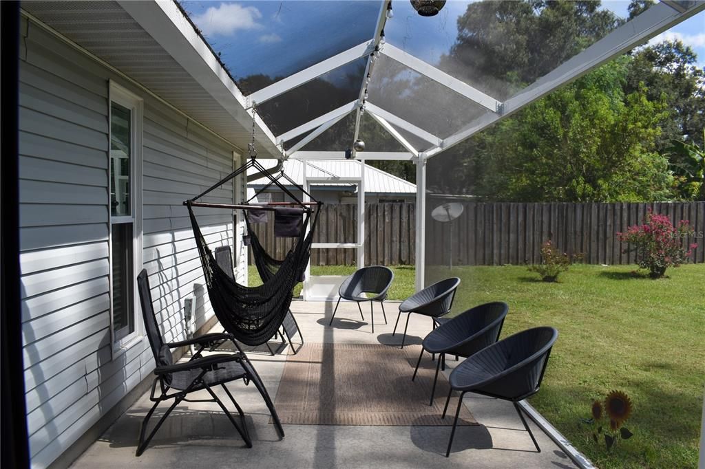 En Venta: $299,900 (4 camas, 2 baños, 1881 Pies cuadrados)