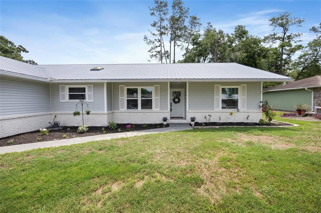 En Venta: $299,900 (4 camas, 2 baños, 1881 Pies cuadrados)