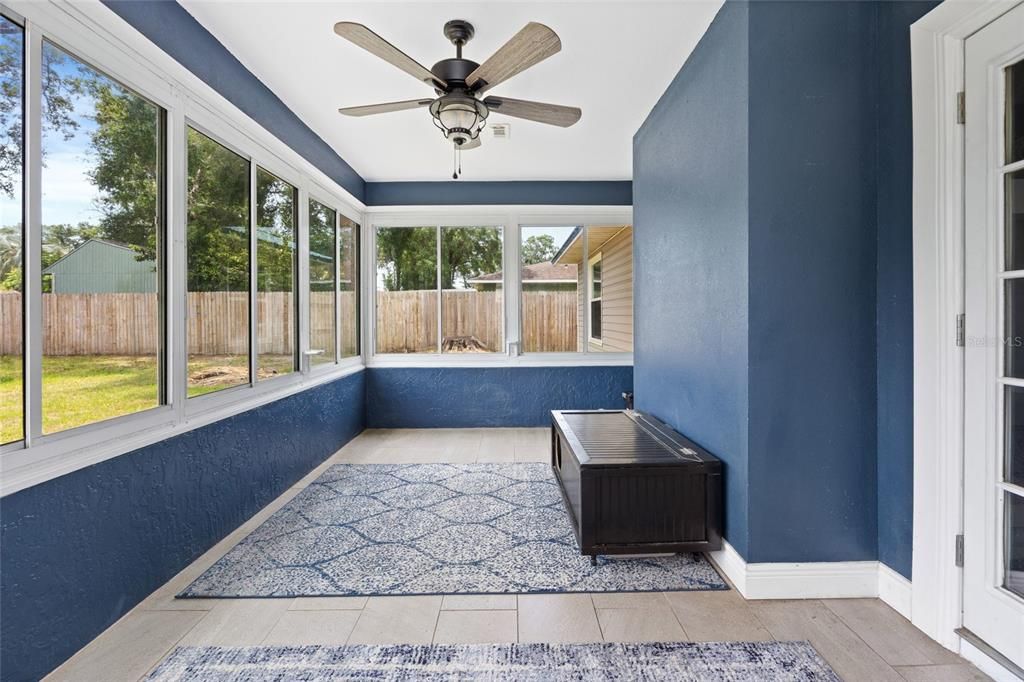 En Venta: $299,900 (4 camas, 2 baños, 1881 Pies cuadrados)