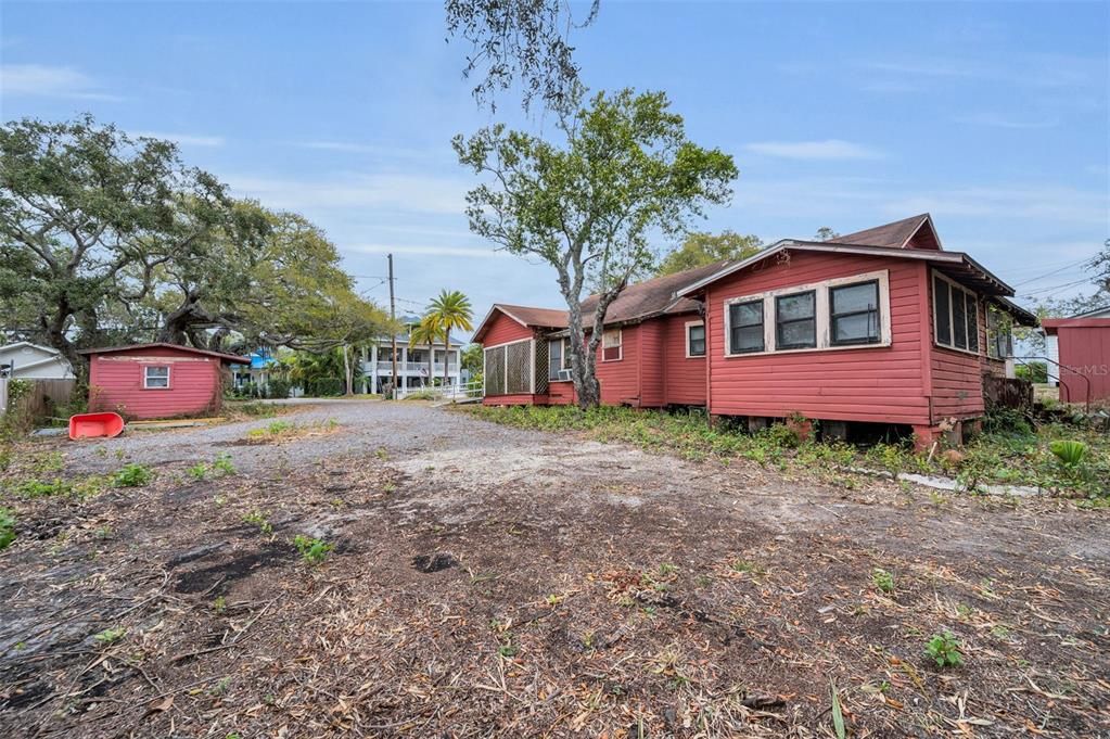 For Sale: $1,175,000 (4 beds, 0 baths, 1608 Square Feet)