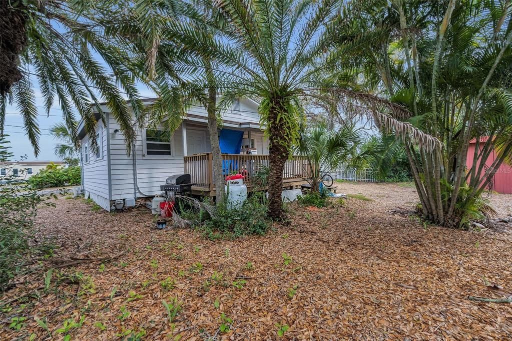 For Sale: $1,175,000 (4 beds, 0 baths, 1608 Square Feet)