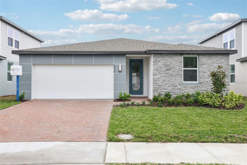 Vendido Recientemente: $461,030 (4 camas, 3 baños, 1988 Pies cuadrados)