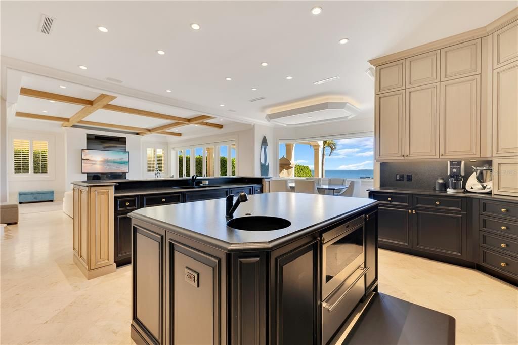 待售: $30,000,000 (4 贝兹, 7 浴室, 5670 平方英尺)