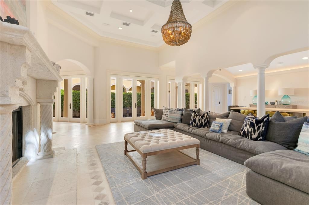 待售: $30,000,000 (4 贝兹, 7 浴室, 5670 平方英尺)