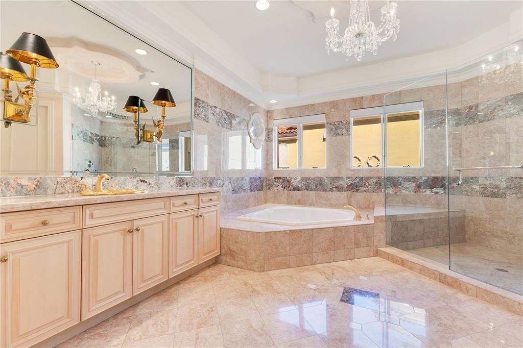 待售: $30,000,000 (4 贝兹, 7 浴室, 5670 平方英尺)