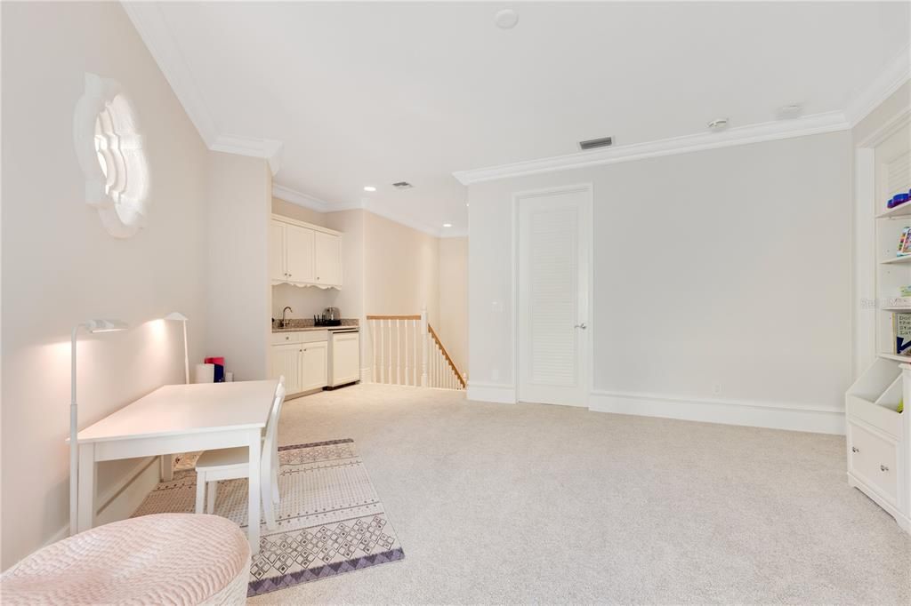 待售: $30,000,000 (4 贝兹, 7 浴室, 5670 平方英尺)