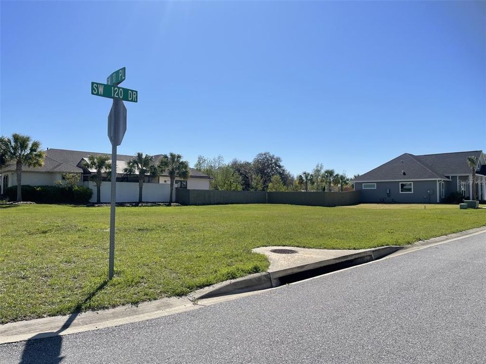 Vendido Recientemente: $169,900 (0.24 acres)