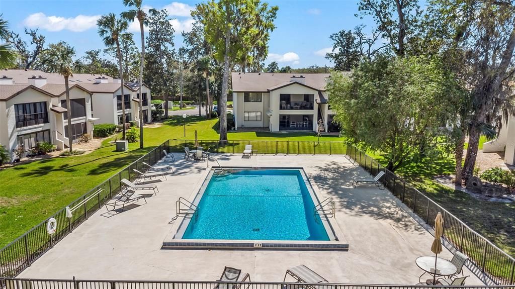 For Sale: $214,900 (2 beds, 2 baths, 1184 Square Feet)