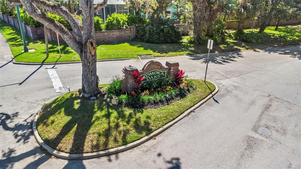 For Sale: $214,900 (2 beds, 2 baths, 1184 Square Feet)