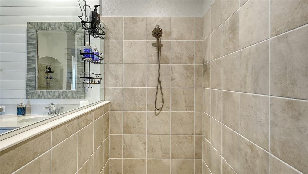 For Rent: $8,500 (3 beds, 2 baths, 2110 Square Feet)
