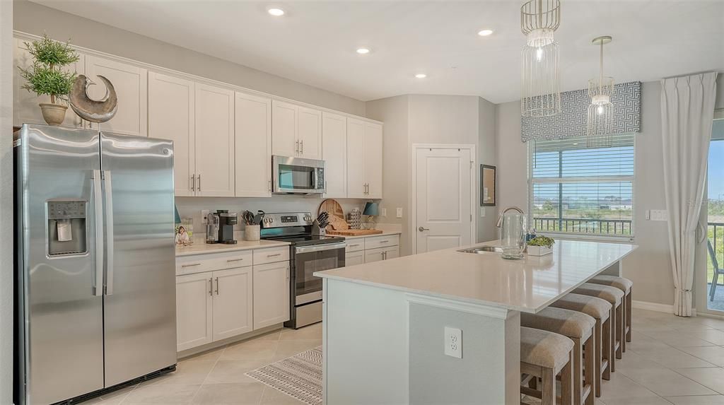 For Rent: $8,500 (3 beds, 2 baths, 2110 Square Feet)