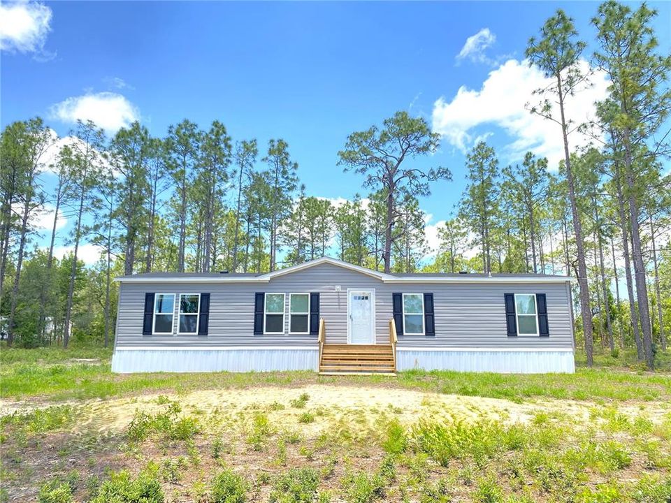 最近售出: $209,900 (4 贝兹, 2 浴室, 1456 平方英尺)