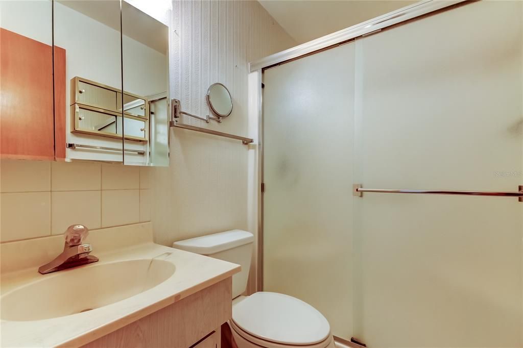 For Sale: $139,000 (2 beds, 2 baths, 1245 Square Feet)