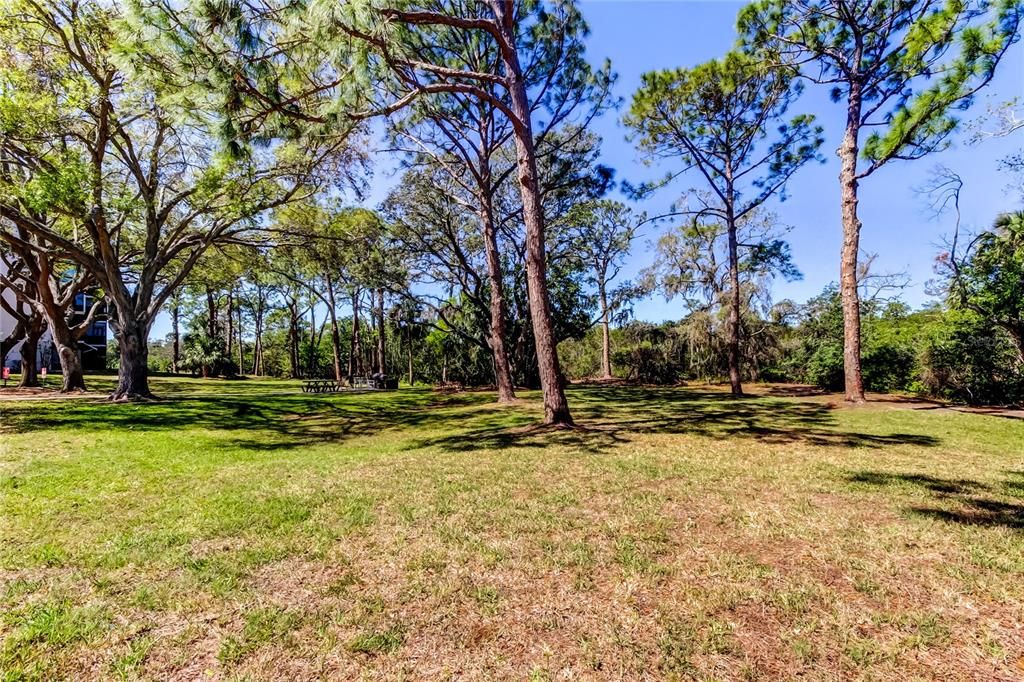 For Sale: $139,000 (2 beds, 2 baths, 1245 Square Feet)