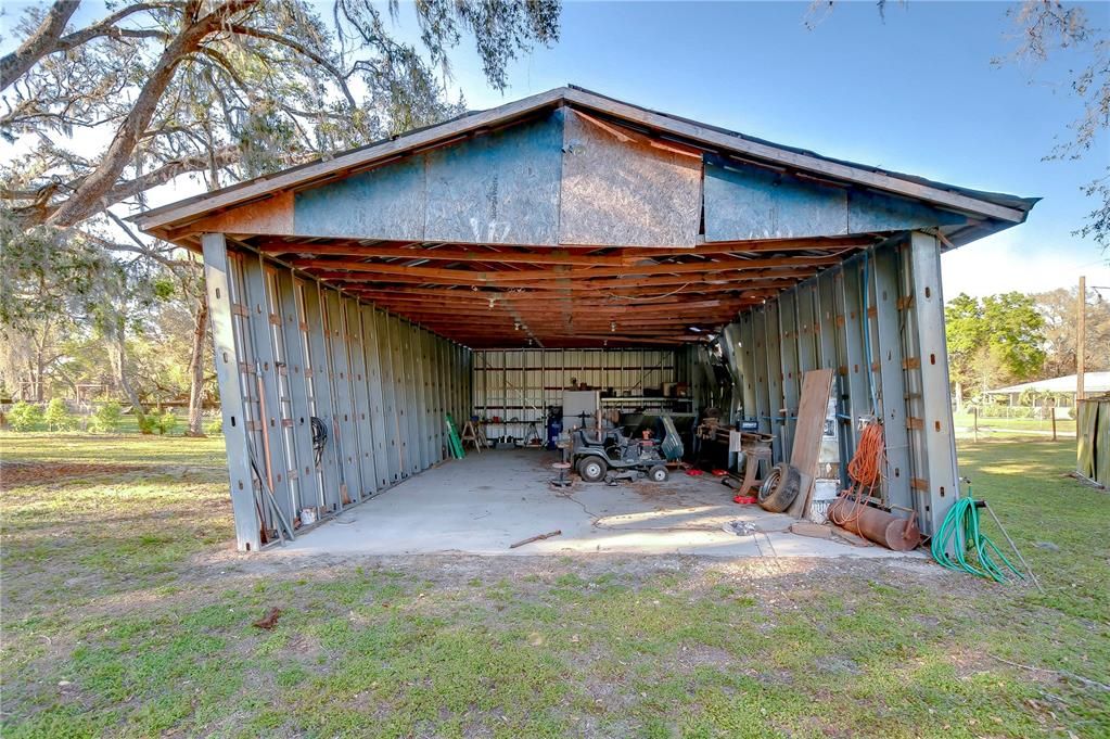 Под контрактом: $425,000 (3 спален, 2 ванн, 1500 Квадратных фут)