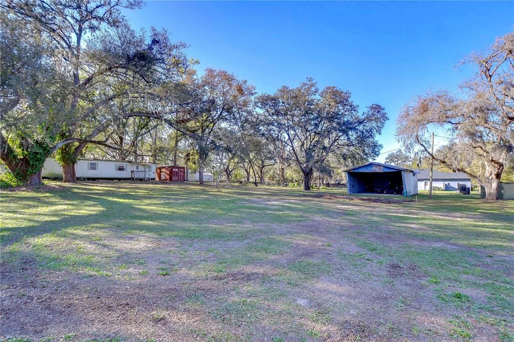 Под контрактом: $425,000 (3 спален, 2 ванн, 1500 Квадратных фут)