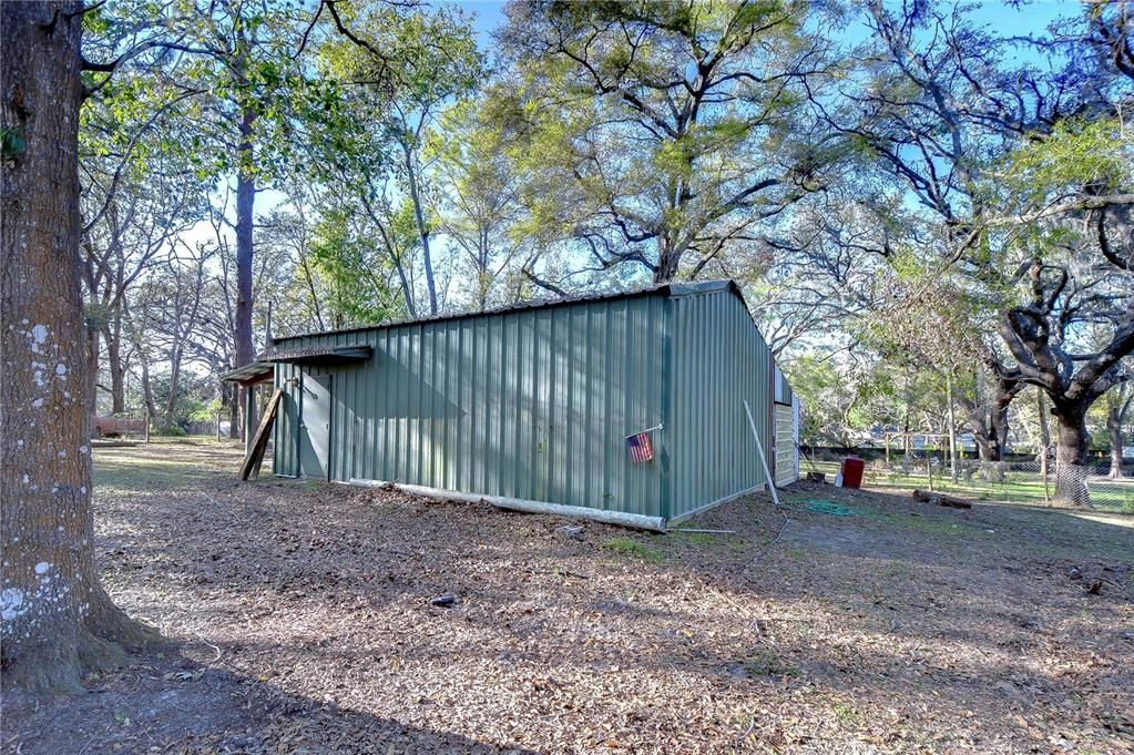 Под контрактом: $425,000 (3 спален, 2 ванн, 1500 Квадратных фут)