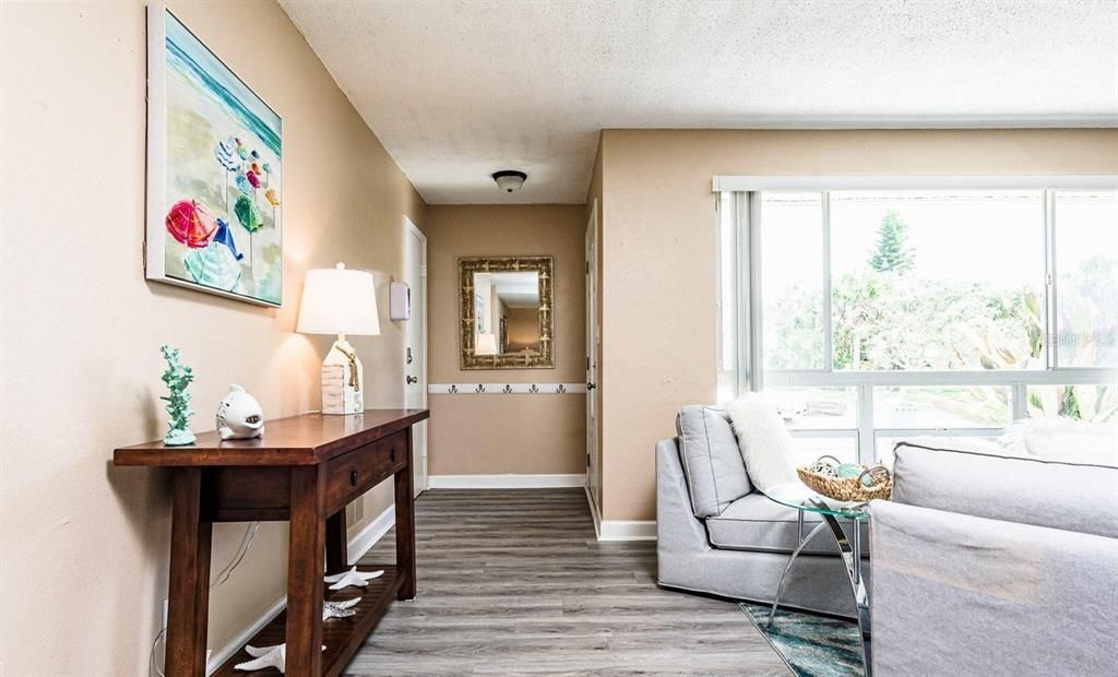 For Rent: $4,000 (4 beds, 2 baths, 1661 Square Feet)