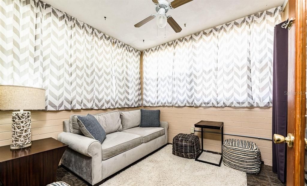 For Rent: $4,000 (4 beds, 2 baths, 1661 Square Feet)