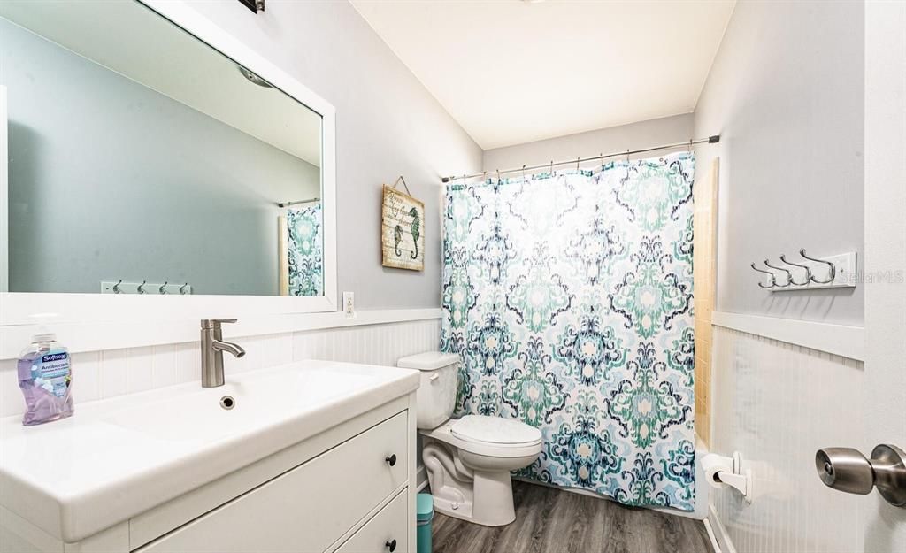 For Rent: $4,000 (4 beds, 2 baths, 1661 Square Feet)