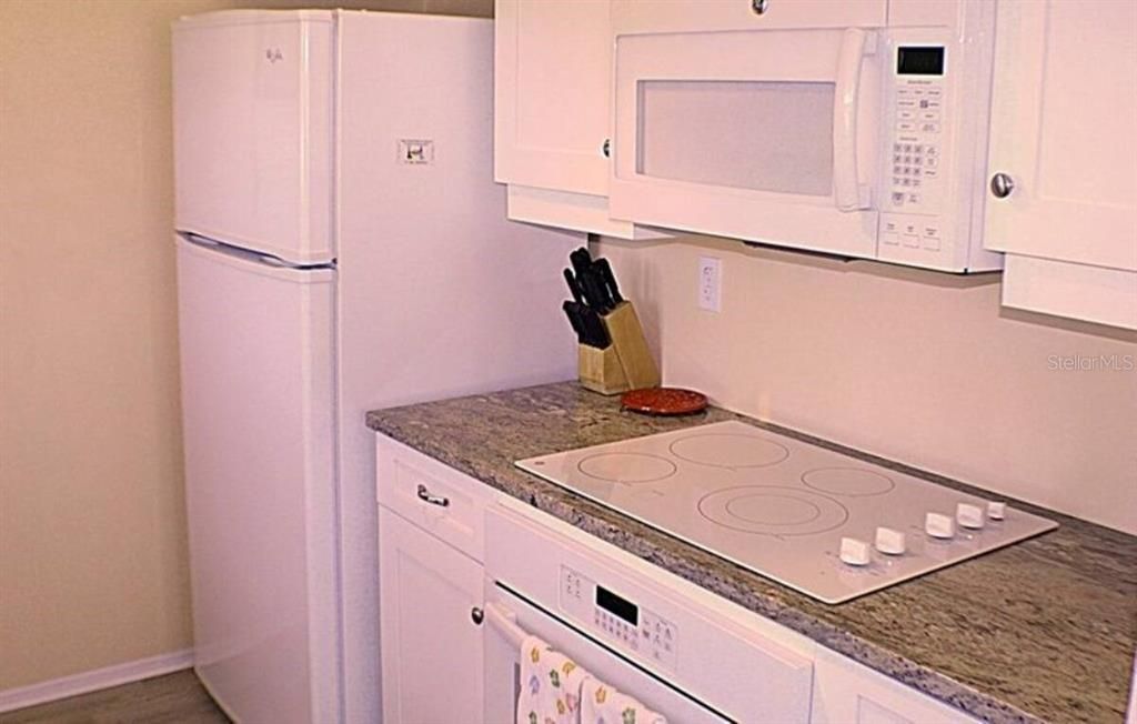 出租: $2,300 (2 贝兹, 2 浴室, 1278 平方英尺)