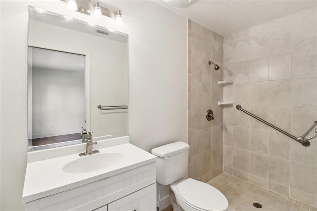 For Sale: $850,000 (3 beds, 2 baths, 2048 Square Feet)