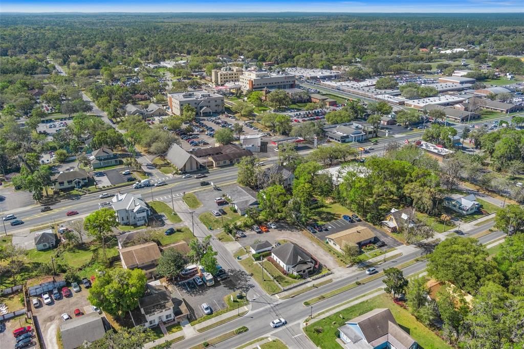 Под контрактом: $394,900 (0 спален, 0 ванн, 1600 Квадратных фут)