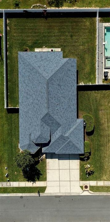 合同活跃: $420,000 (3 贝兹, 2 浴室, 2042 平方英尺)