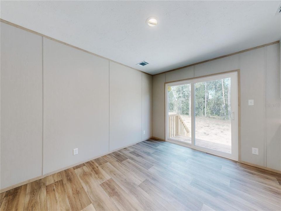 待售: $234,900 (4 贝兹, 2 浴室, 1580 平方英尺)