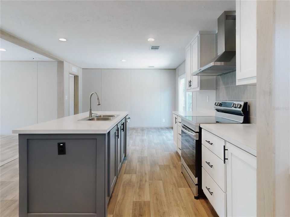 待售: $234,900 (4 贝兹, 2 浴室, 1580 平方英尺)