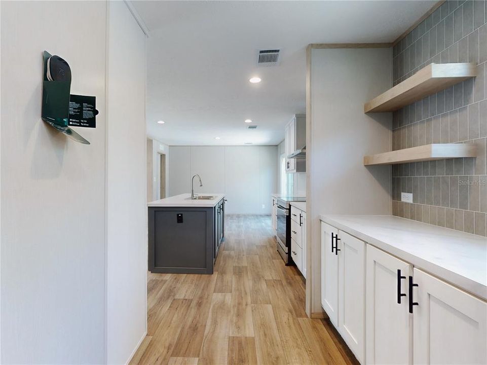 待售: $234,900 (4 贝兹, 2 浴室, 1580 平方英尺)