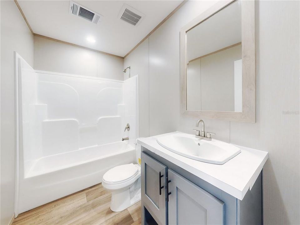 待售: $234,900 (4 贝兹, 2 浴室, 1580 平方英尺)