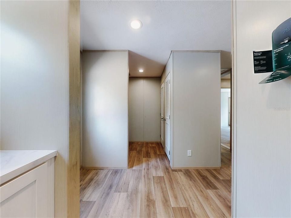 待售: $234,900 (4 贝兹, 2 浴室, 1580 平方英尺)