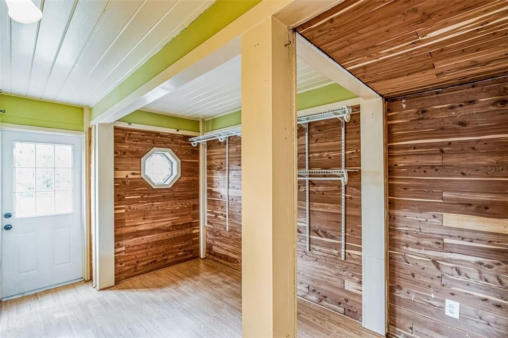 Active With Contract: $435,000 (3 beds, 2 baths, 2261 Square Feet)