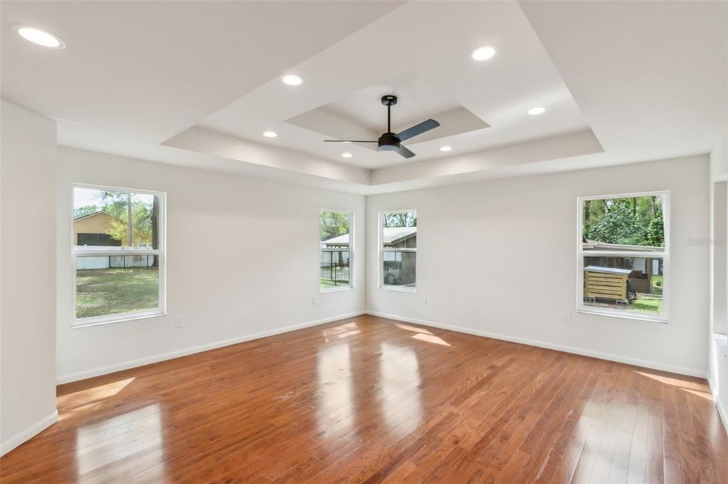 Active With Contract: $435,000 (3 beds, 2 baths, 2261 Square Feet)