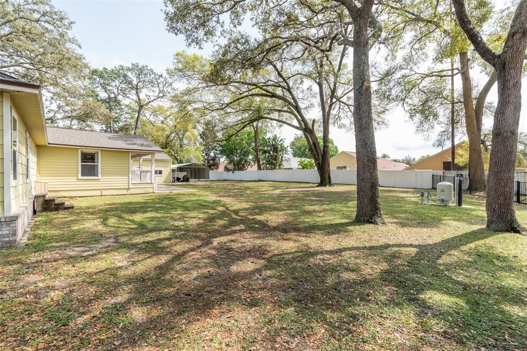 Active With Contract: $435,000 (3 beds, 2 baths, 2261 Square Feet)