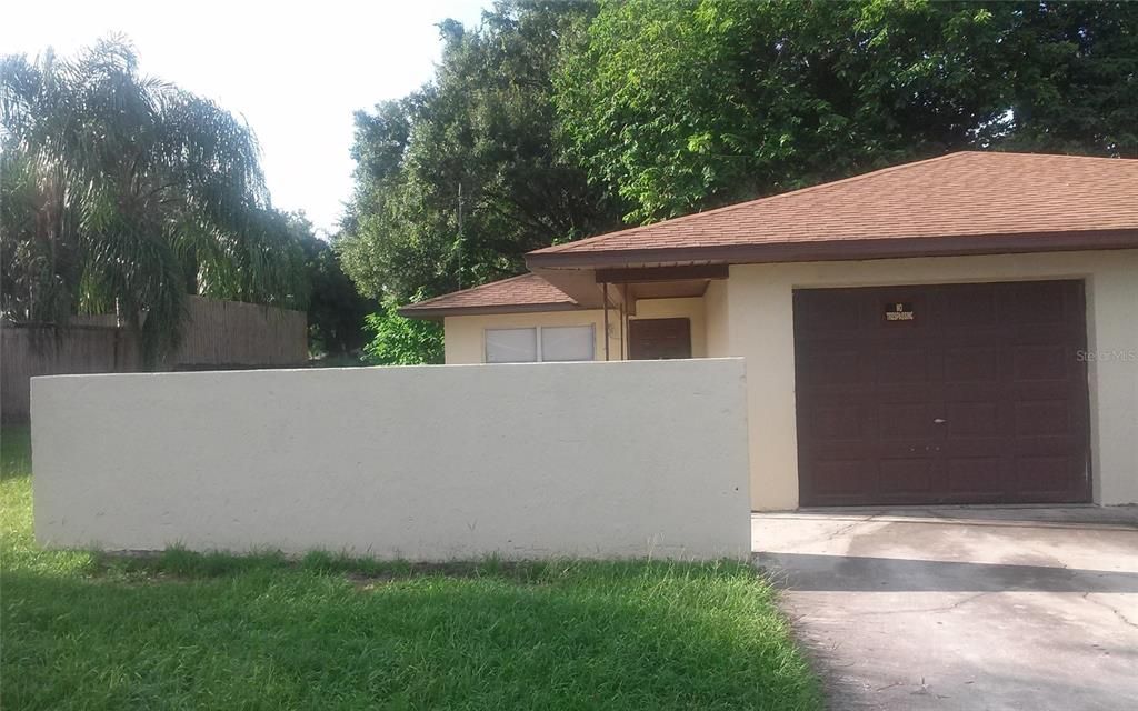 最近售出: $165,000 (2 贝兹, 0 浴室, 1040 平方英尺)