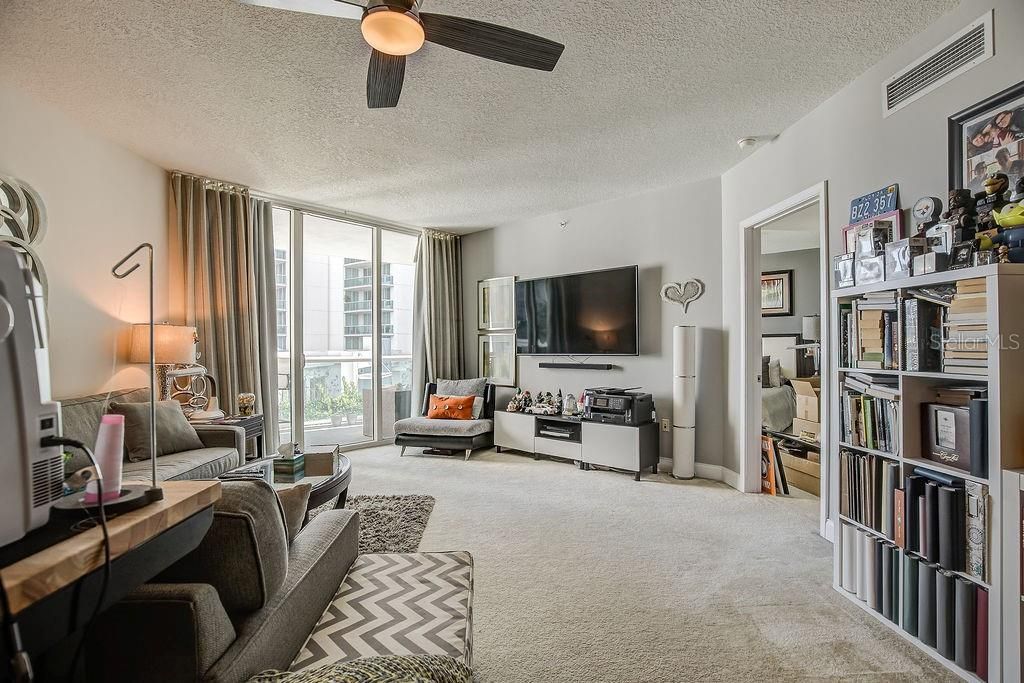 En Venta: $259,900 (2 camas, 2 baños, 1815 Pies cuadrados)