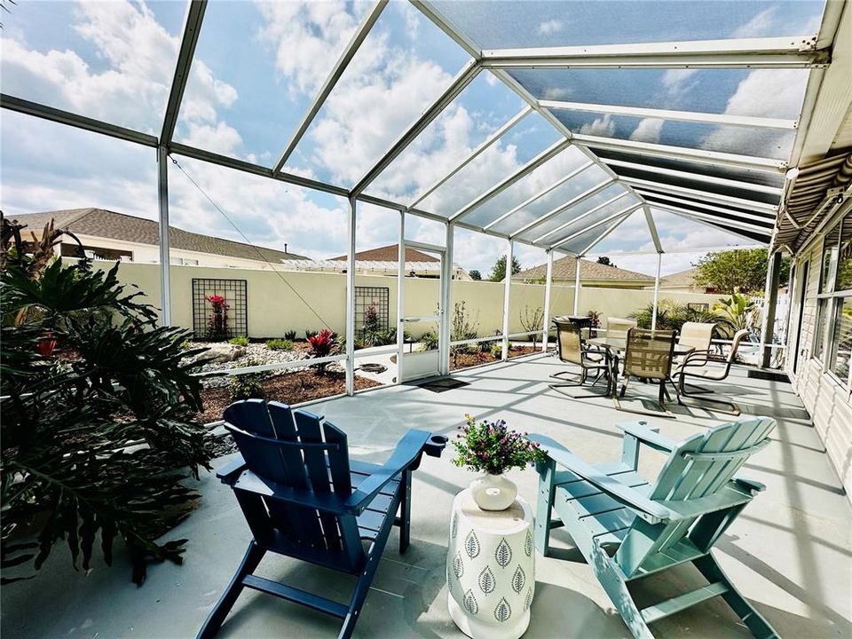 Vendido Recientemente: $399,900 (3 camas, 2 baños, 1975 Pies cuadrados)