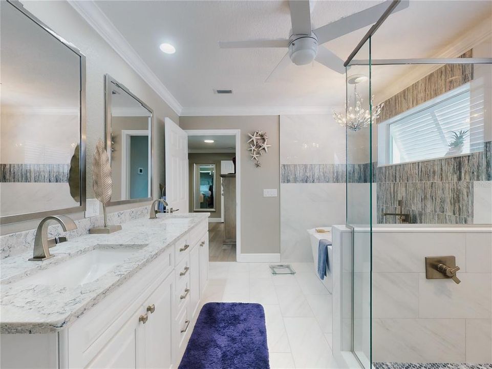 For Sale: $2,599,000 (3 beds, 2 baths, 2654 Square Feet)